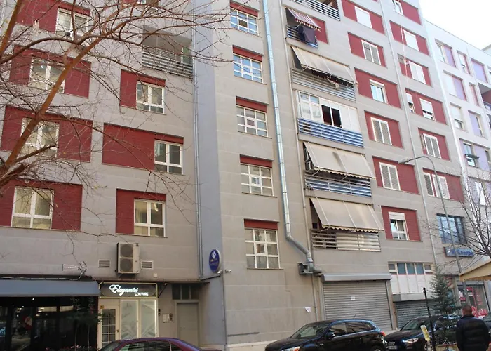 Bsb * Tirana
